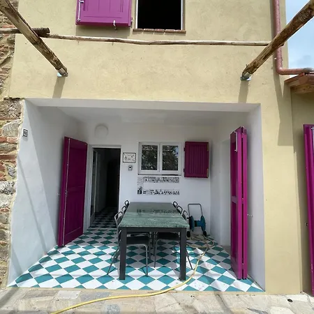 Podere Buriano, With Swimmingpool *